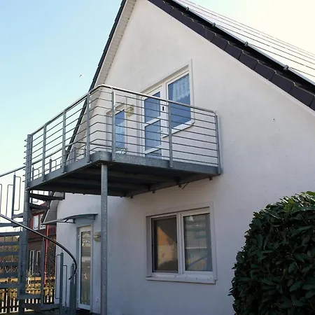 아파트 Villa Zum Ostseestern, Fewo Og 제바트헤링스도르프