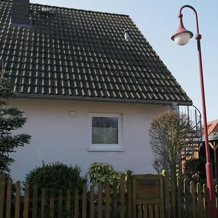 Villa Zum Ostseestern, Fewo Og Apartment *